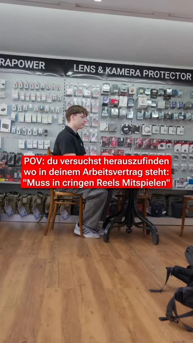 POV: Du suchst verzweifelt die Klausel im Vertrag, die dich dazu…