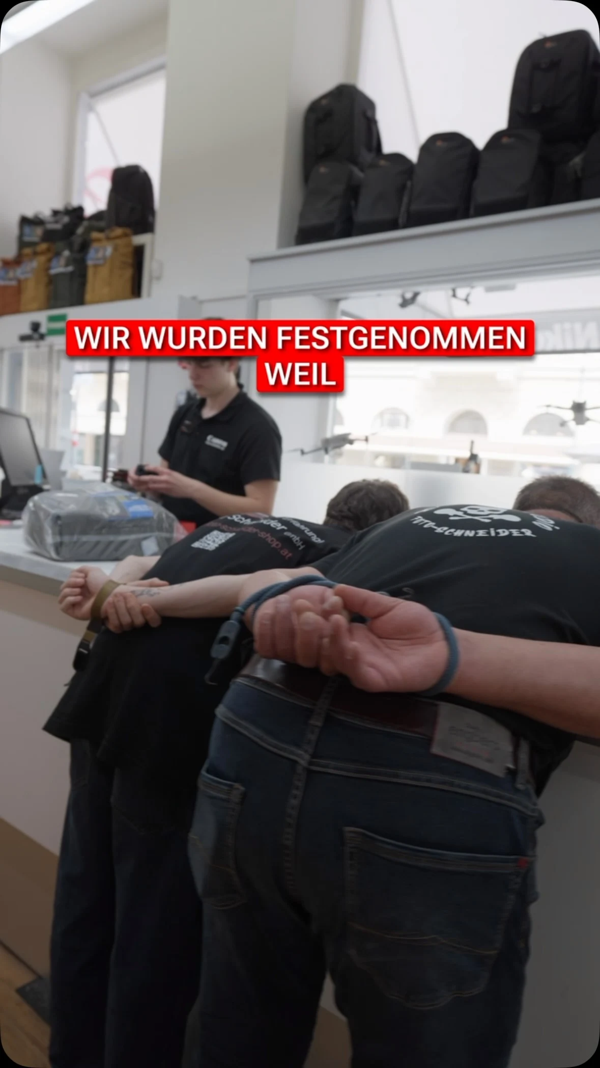 Service mit einem Augenzwinkern